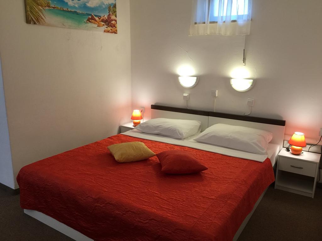 Hotel Ruza Novi Vinodolski Habitación foto